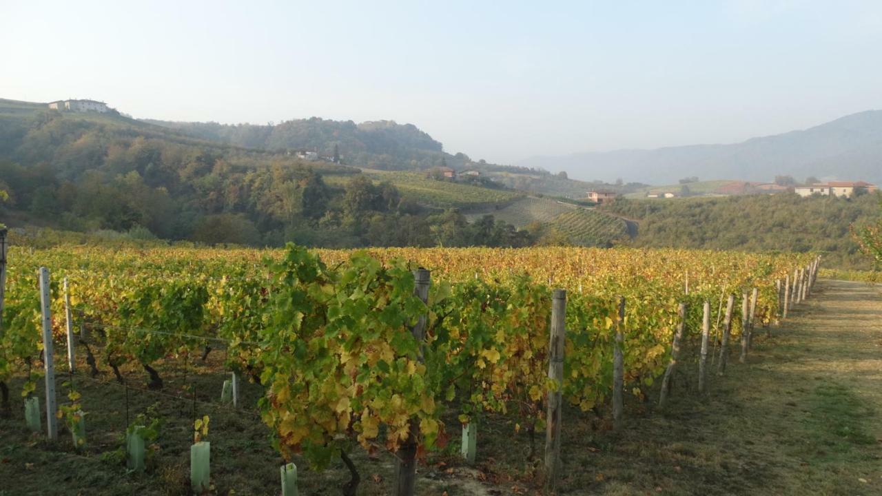 Corte Di Langa Cossano Belbo Buitenkant foto